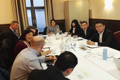 現代咨詢服務 企業成功與個人成長的催化劑